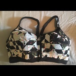 Victoria Sport by Victoria’s Secret sports bra